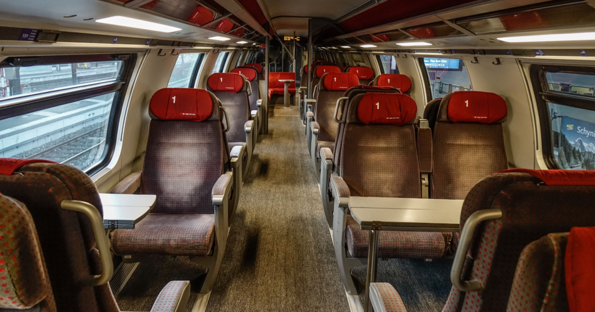 New petition calls for first class on Swiss trains to be abolished