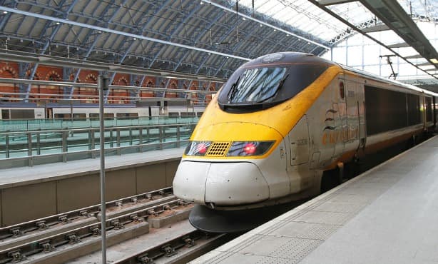 Quick train connection between Amsterdam and London expected in 2017