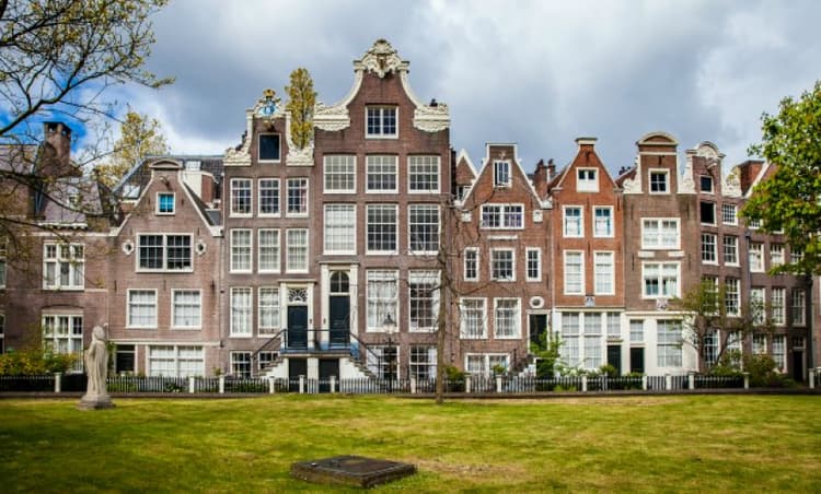 Be prepared: Buying a house in Amsterdam