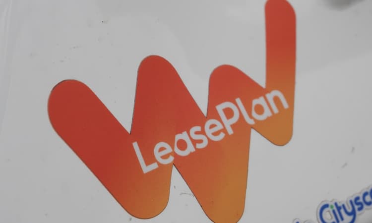 Unions outraged as LeasePlan introduces vaccination obligation for staff