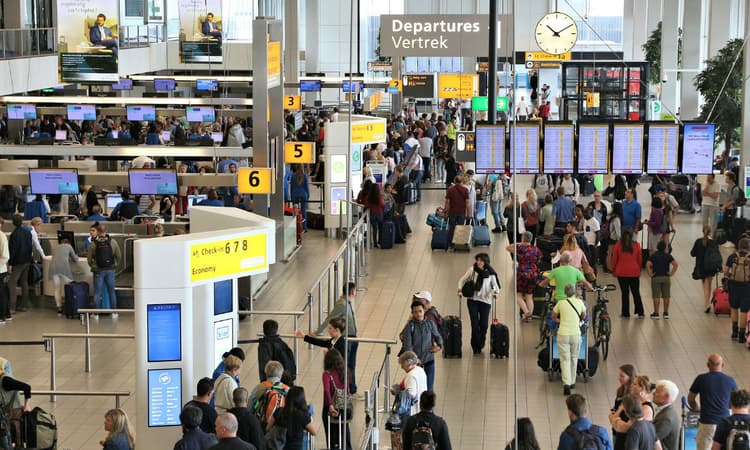 Schiphol aims to make passenger journeys more seamless