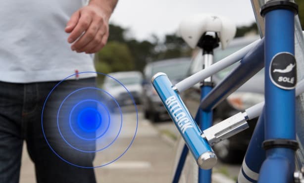 Bitlock: (Un)lock your bicycle with the click of a button!