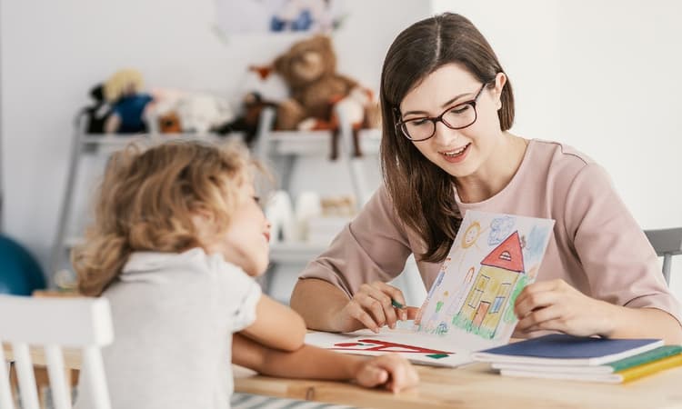 Helping your child adapt to moving around the world