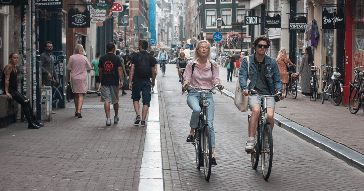 Amsterdam to introduce integration course for expat residents