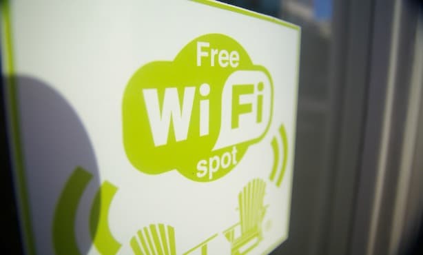 Access all of Amsterdam's free wi-fi with one app!