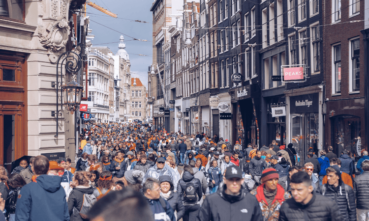 Dutch population growth slows in 2024 due to drop in immigration