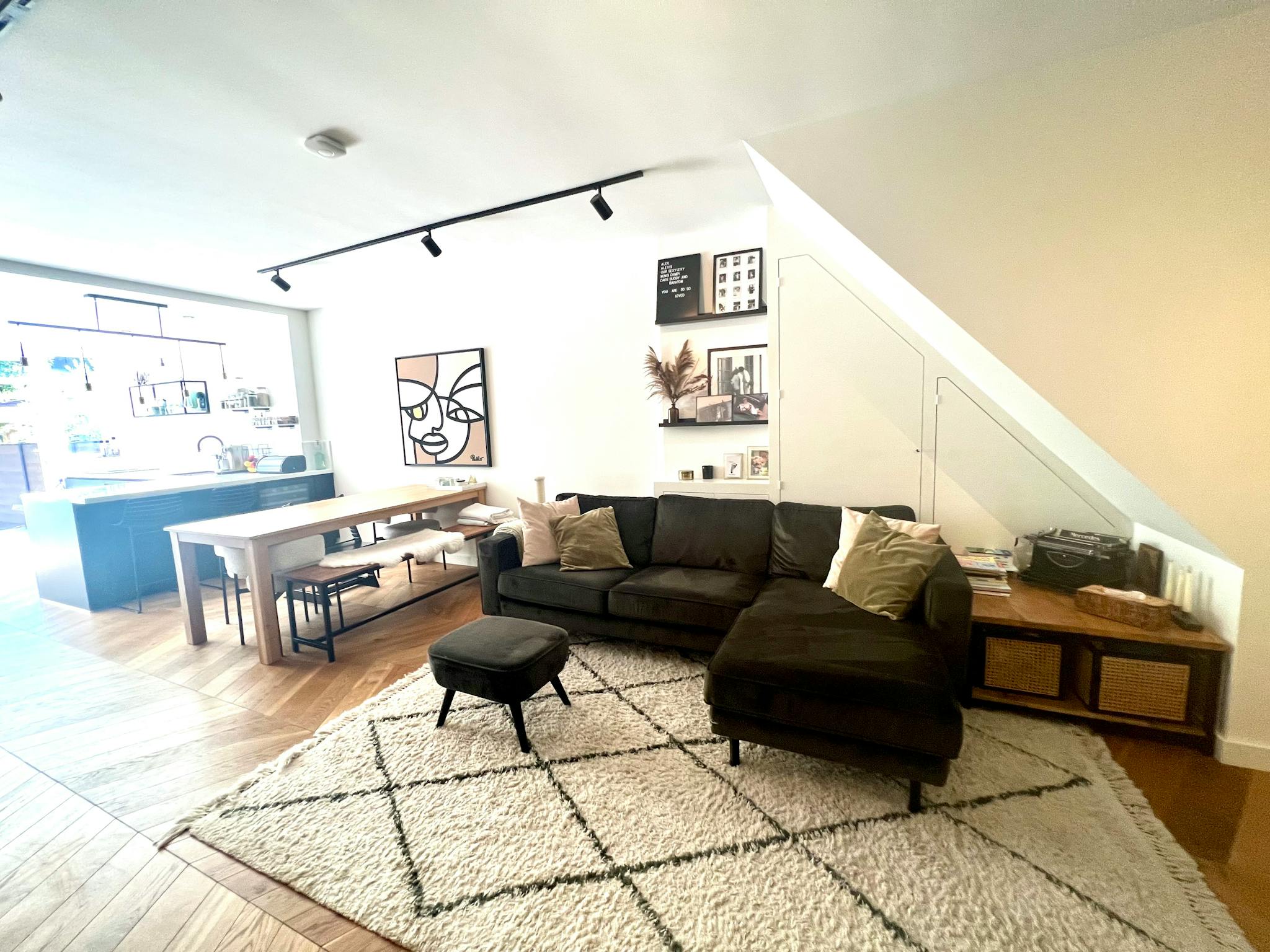 Apartment, Willem de Zwijgerlaan, Amsterdam