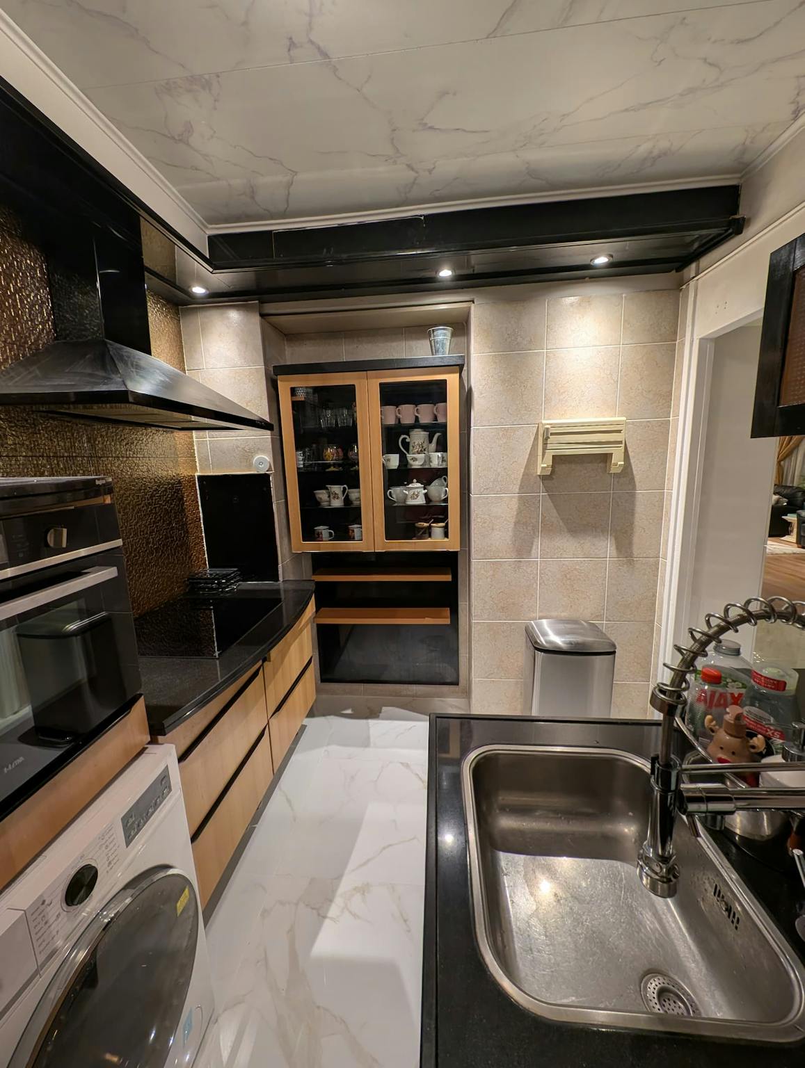 Apartment, S.F. van Ossstraat, Amsterdam