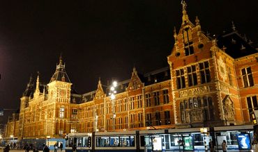 Amsterdam: best Dutch city to live