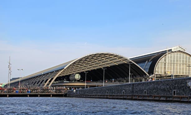 Amsterdam CS gets its own terminal for trains to London