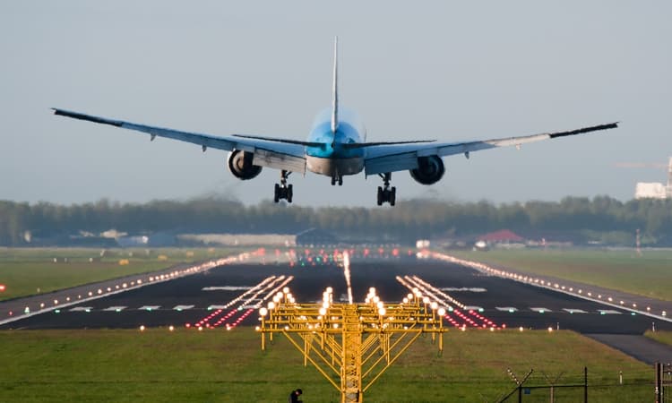 Quarter of people fly less due to flight shame, Dutch survey reveals