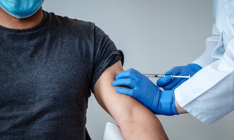 [Video] The first coronavirus vaccination in the Netherlands