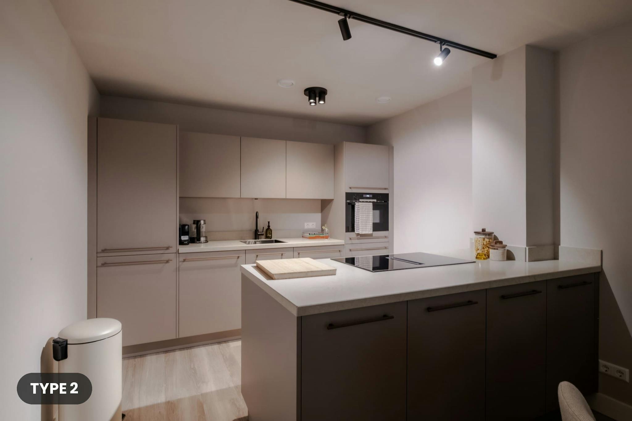 Apartment, Mathenesserlaan, Rotterdam