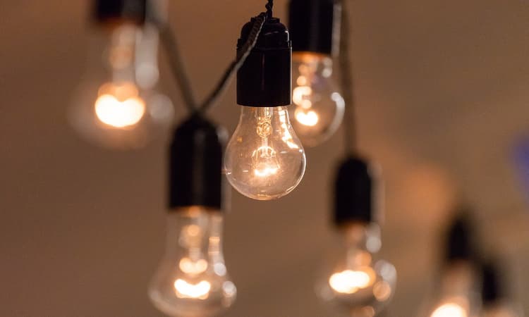 5 tips for improving your lighting when working from home