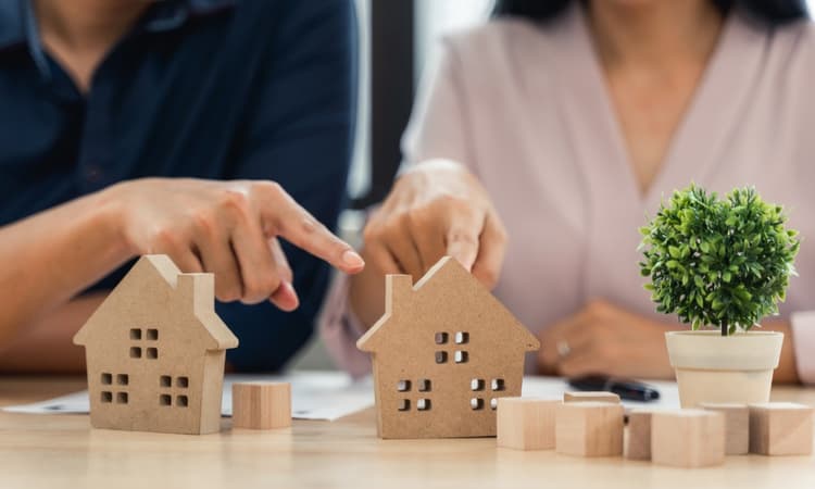 How to use equity or a bridging loan to buy a second home