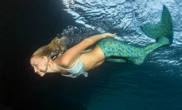 First mermaid school for adults opens in the Netherlands