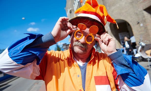Eight ways to recognise a Dutch tourist on your holiday