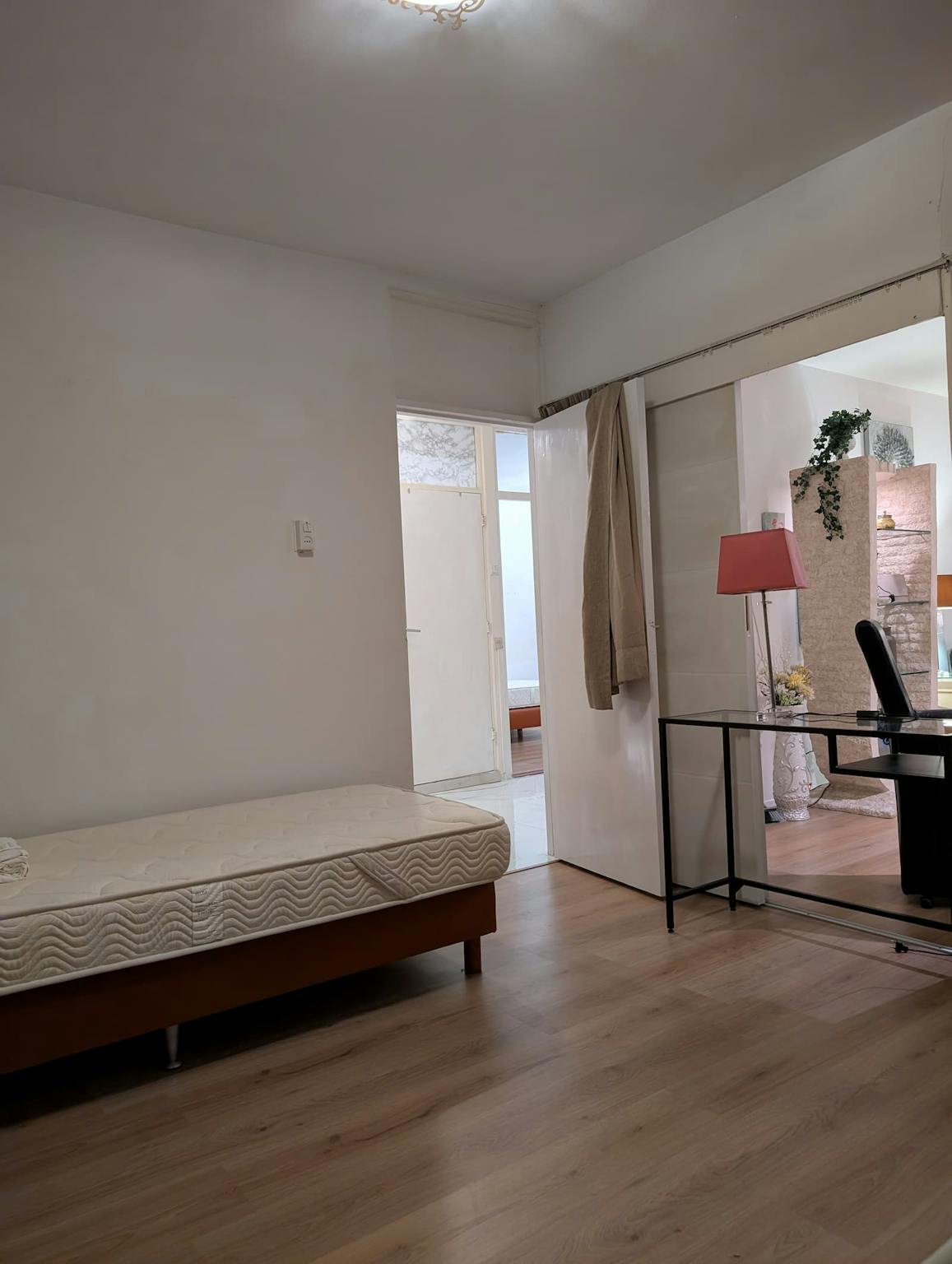 Apartment, S.F. van Ossstraat, Amsterdam