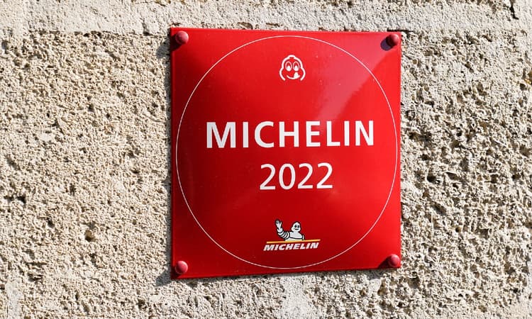 10 restaurants in the Netherlands awarded their first Michelin star