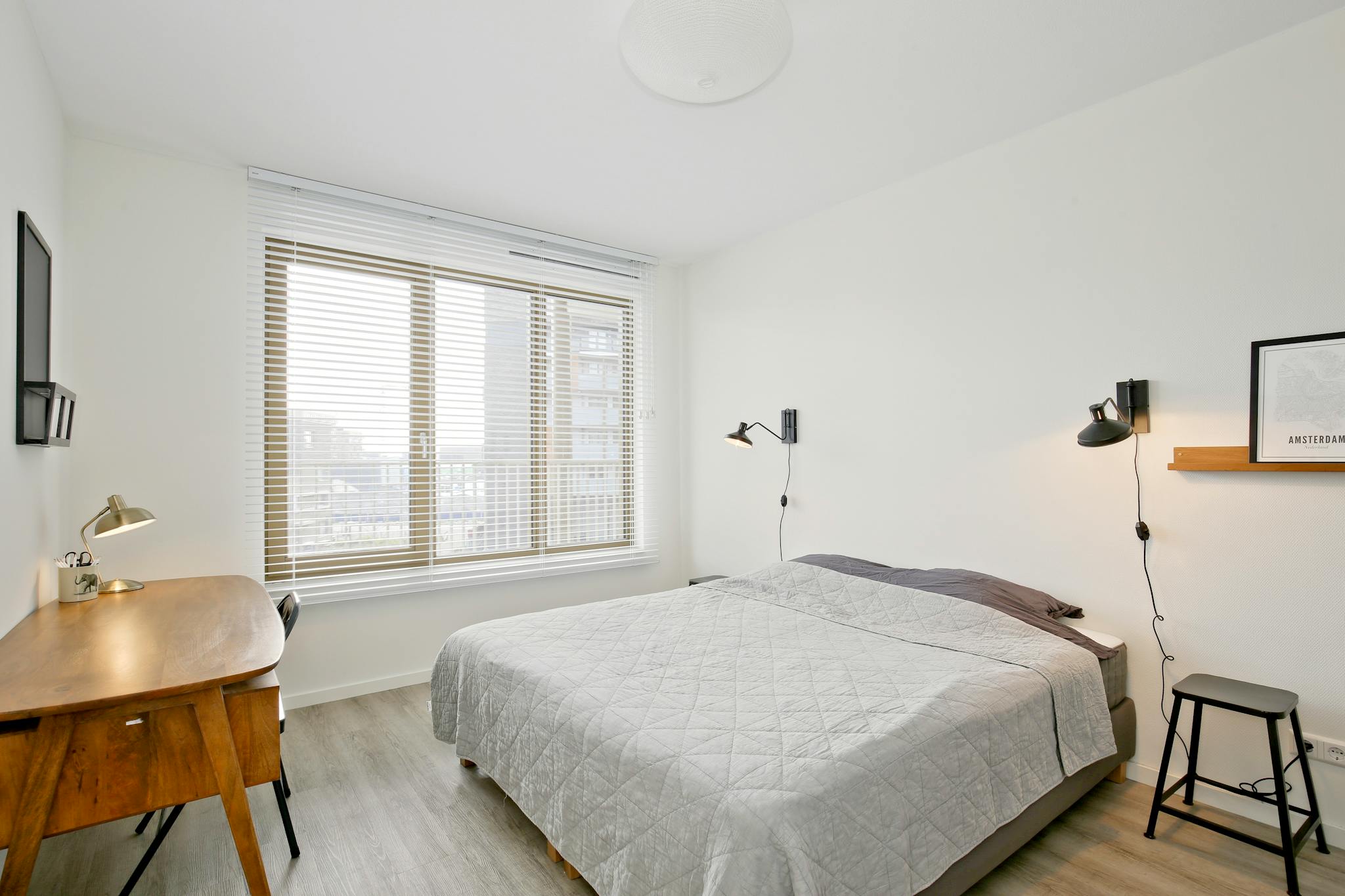 Apartment, Mary van der Sluisstraat, Amsterdam