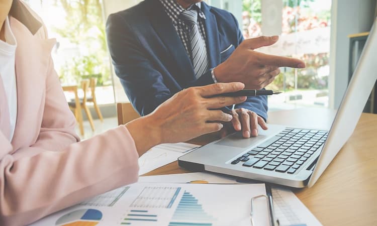 Need to file your US taxes as an Expat? It’s easy with Bright!Tax