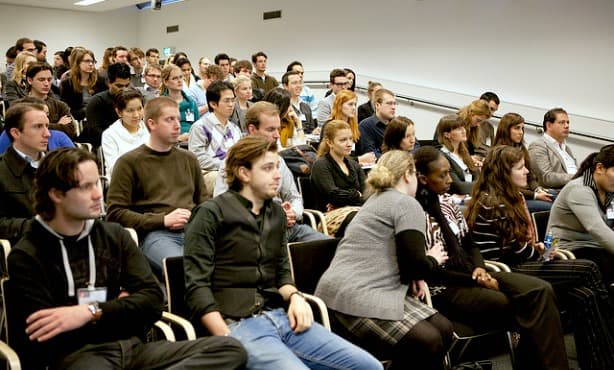 Help for international students to stay in the Netherlands 