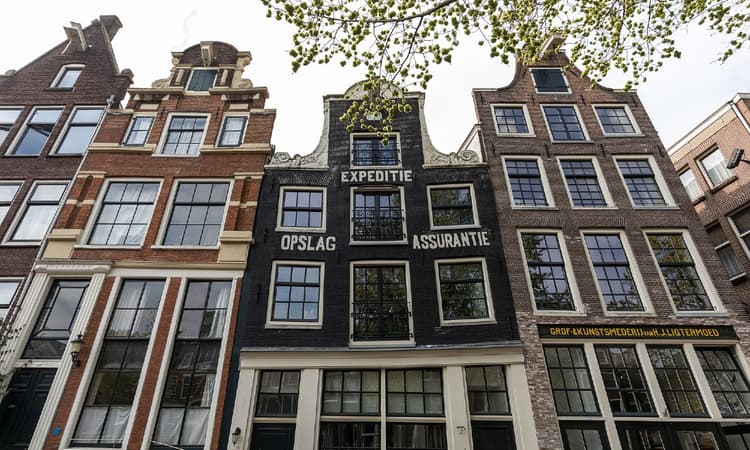 Your chance to get a piece of Amsterdam for free