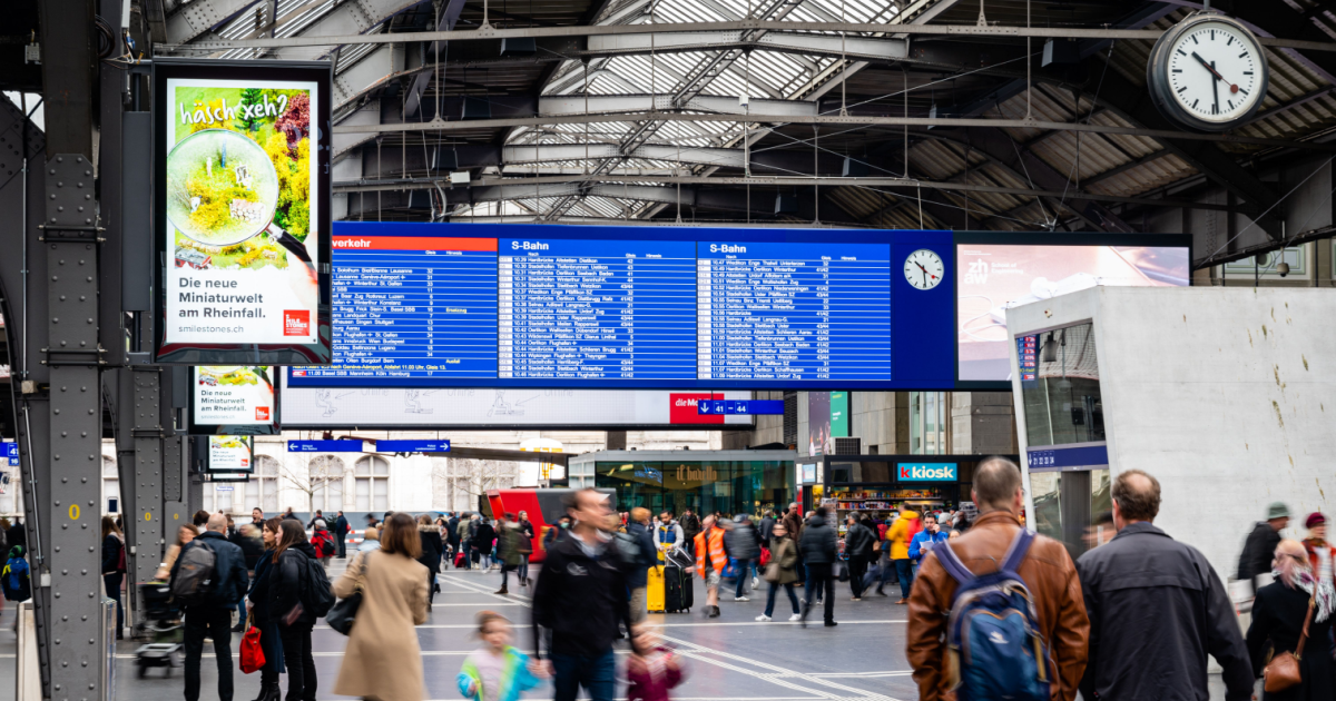 These train and road routes will be busy over Easter in Switzerland