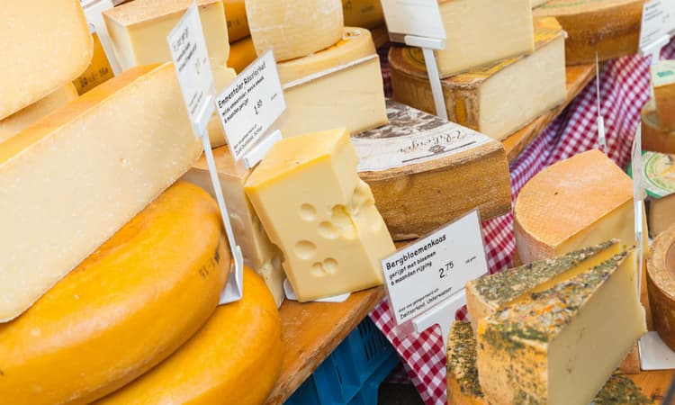 A brief history of Dutch cheese a.k.a. kaas