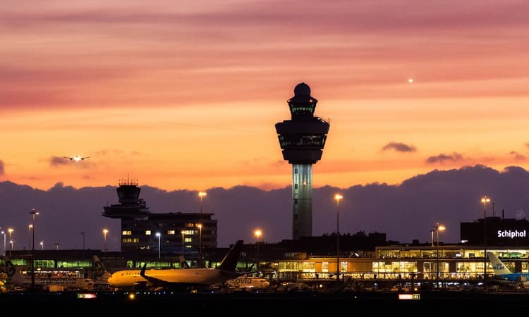 Schiphol ends 2021 with 20 percent more passengers than in 2020