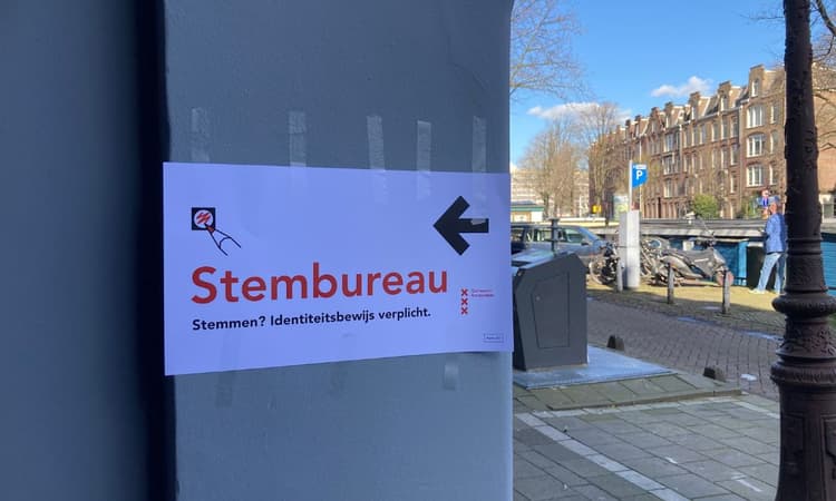 Participate in a survey about expat voting in the Netherlands