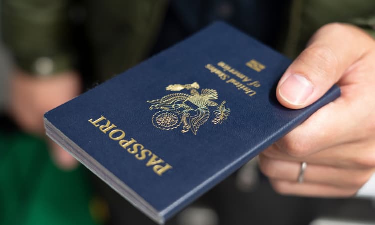 Why more American expats are renouncing their US citizenship