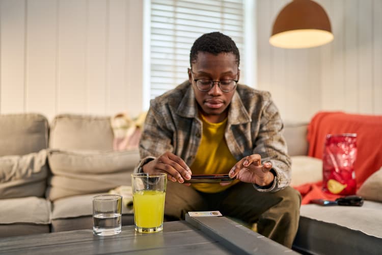 No BSN? International students can still open a bank account