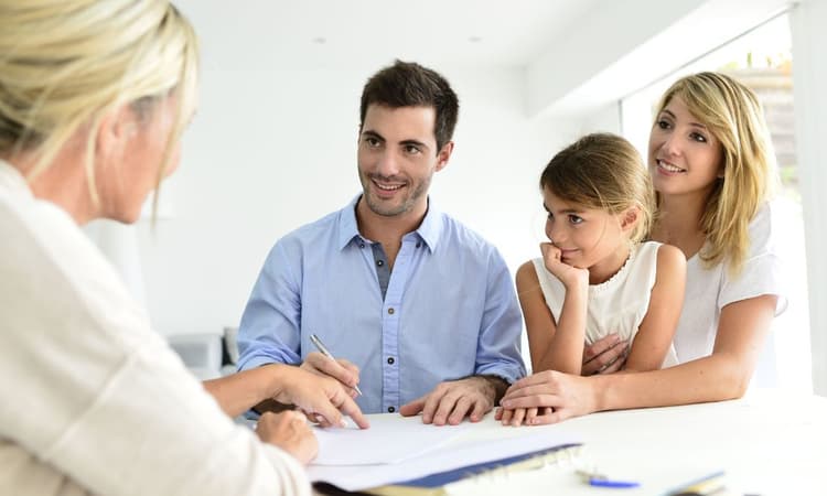 Your expat roadmap to a Dutch home