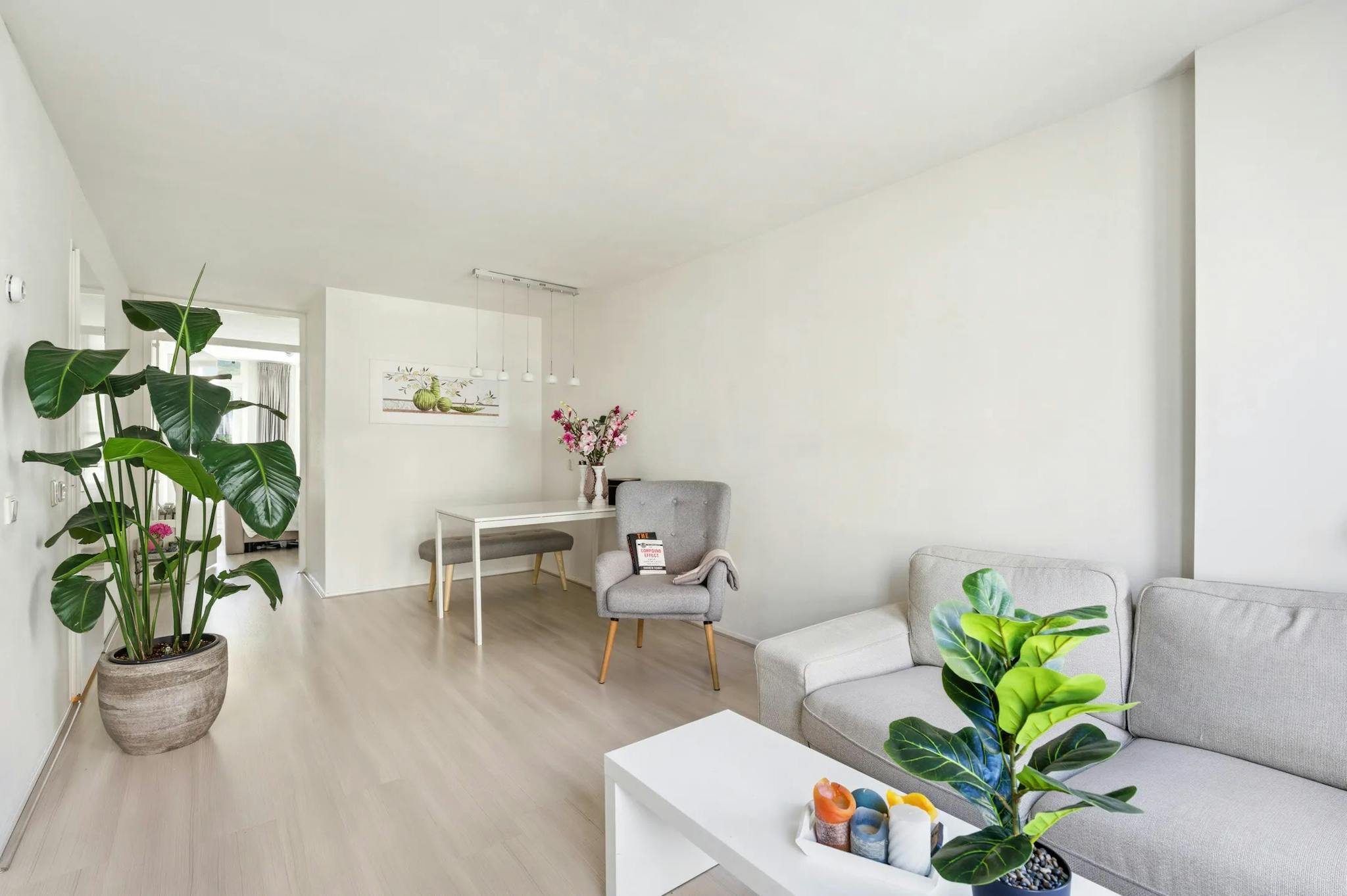 Apartment, Jacob van Lennepstraat, Amsterdam