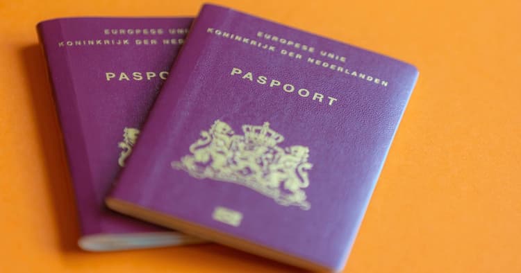 4 ways to obtain Dutch (dual) citizenship without completing the integration exams