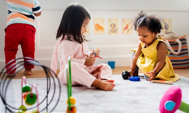 Dutch government corrects mistake: Childcare benefits will rise in 2023