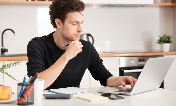 How claiming social assistance could impact your right of residence