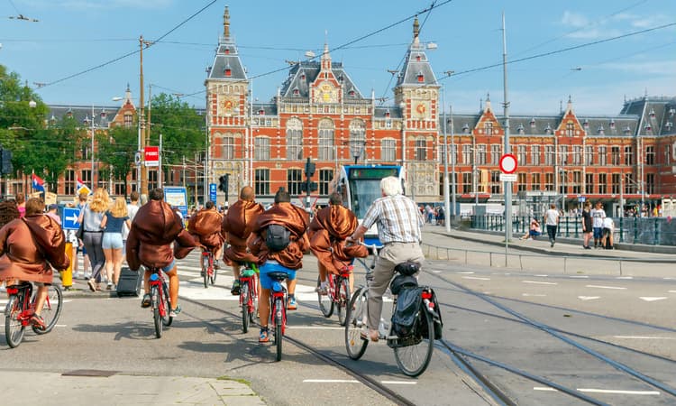 Things that will get you a fine when cycling in the Netherlands