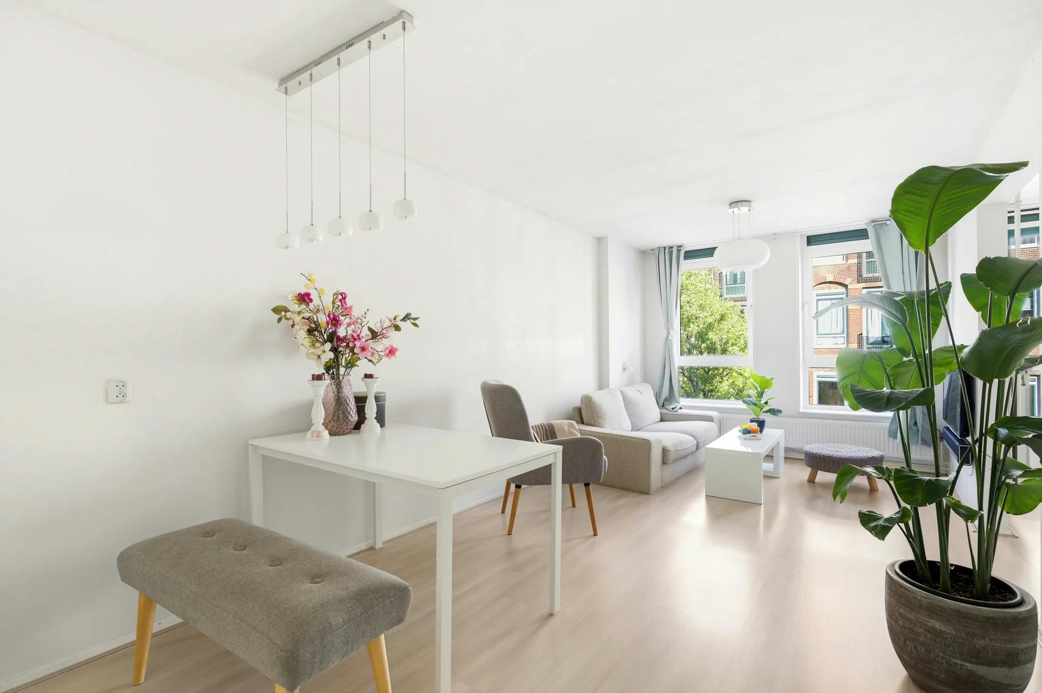 Apartment, Jacob van Lennepstraat, Amsterdam