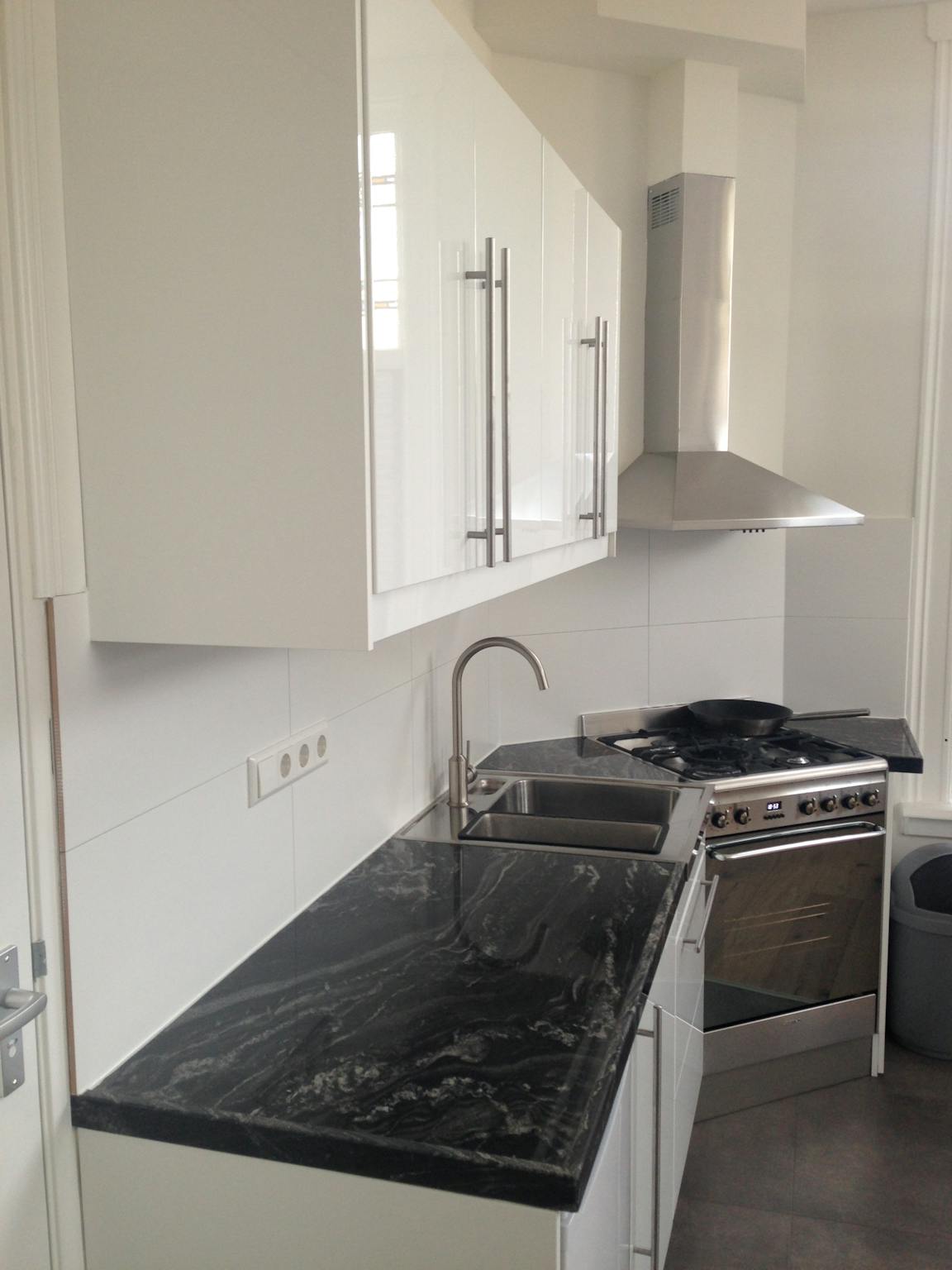 Apartment, Koningin Emmaplein, The Hague