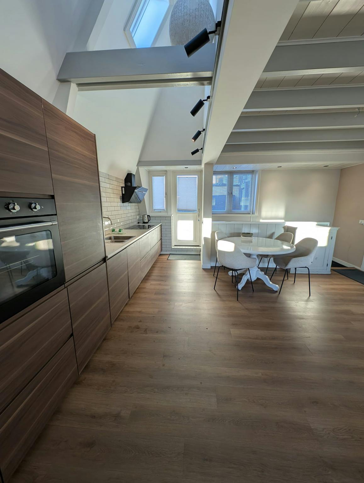 Apartment, Van Tuyll van Serooskerkenweg, Amsterdam