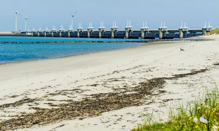 [Video] Largest storm surge barrier in the Netherlands