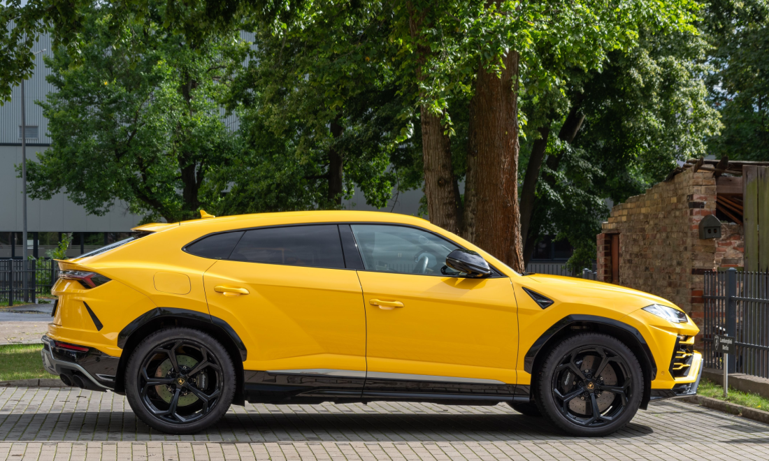 Berlin SUV drivers gifted flat tyres by climate activists