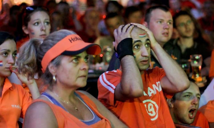 Amsterdam mayor: No screens on terraces for the World Cup