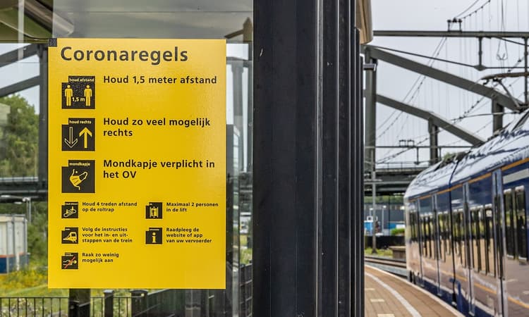 Over 11.000 fines issued for failing to wear a mask on public transport