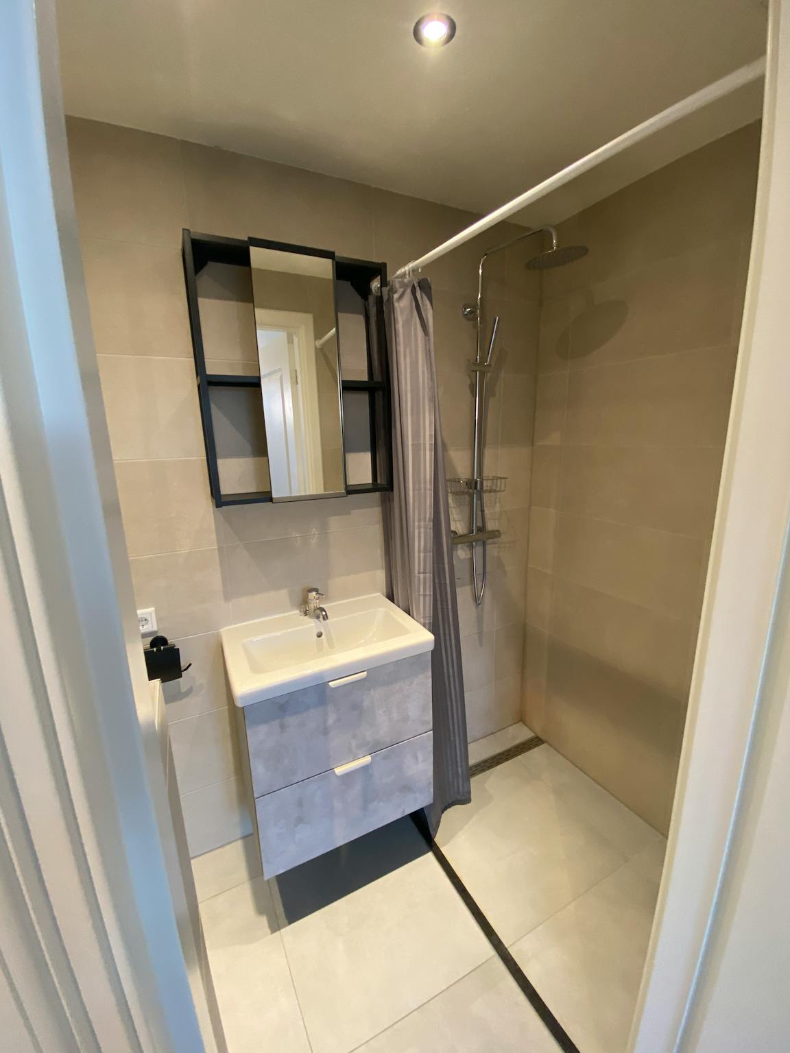 Apartment, Admiraal de Ruijterweg, Amsterdam