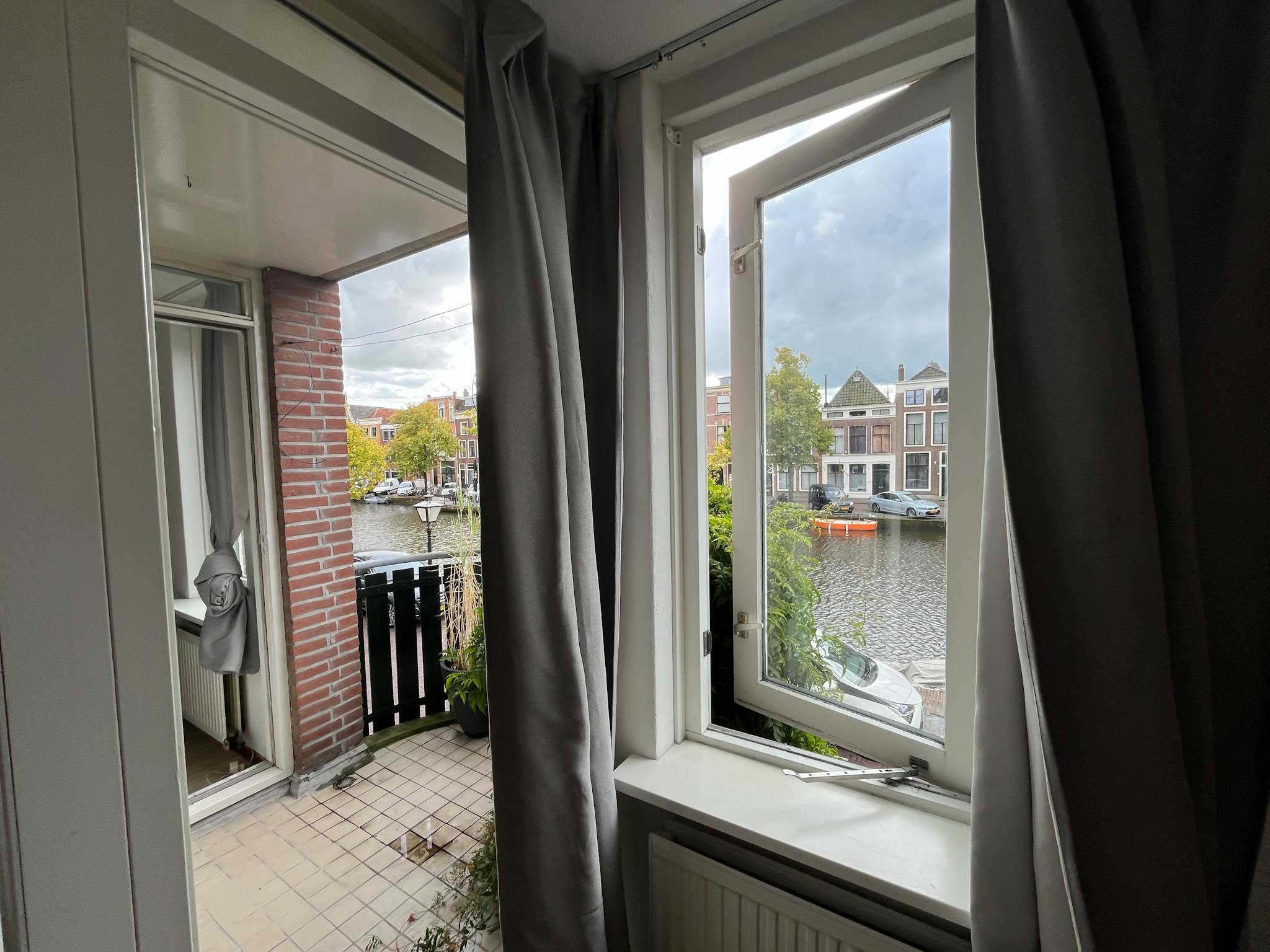 Apartment, Oude Singel, Leiden