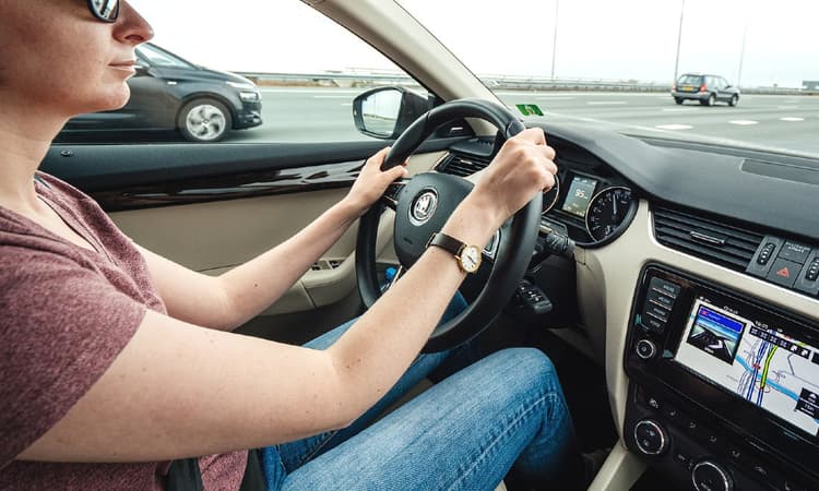 Thousands of motorists in the Netherlands driving under invalid licenses