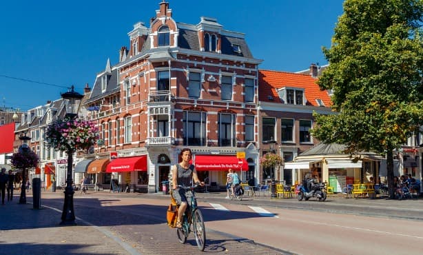 Utrecht launches smart bike routes